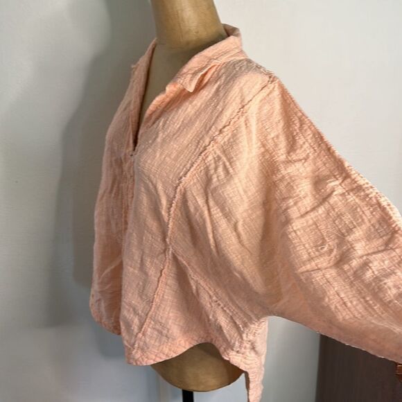 We The Free XS peach cotton gauze long sleeve button down shirt great pre owned - Picture 2 of 9